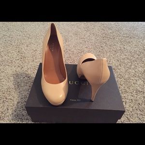 Brand New Nude Gucci Pumps!!!